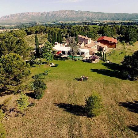 Отель Domaine De La Pomme Тре Экстерьер фото