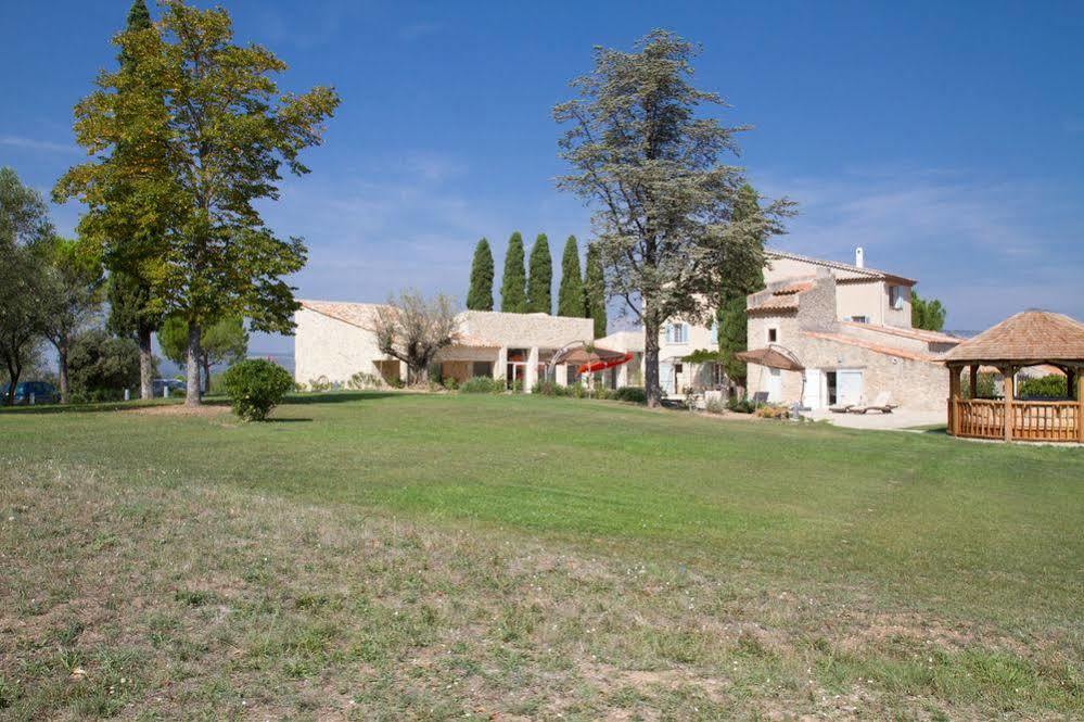 Отель Domaine De La Pomme Тре Экстерьер фото